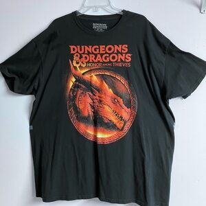 Dungeons & Dragons “Honor Among Thieves” Men’s T Shirt, 2X, Black/Orange, Grunge